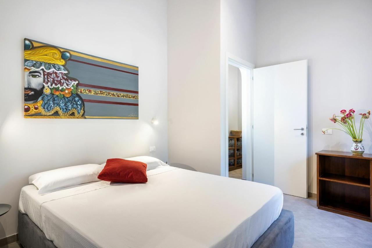 Villa Angelina - Charming Rooms & Apartments Трапани Екстериор снимка