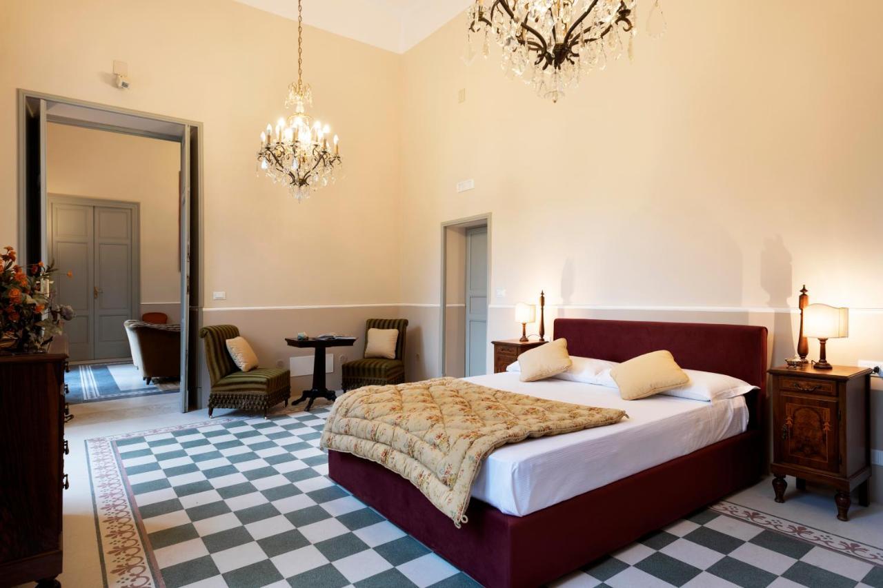 Villa Angelina - Charming Rooms & Apartments Трапани Екстериор снимка